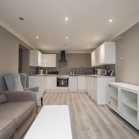 Riverside Central Kingston Flat 1B Surbiton Exteriör bild