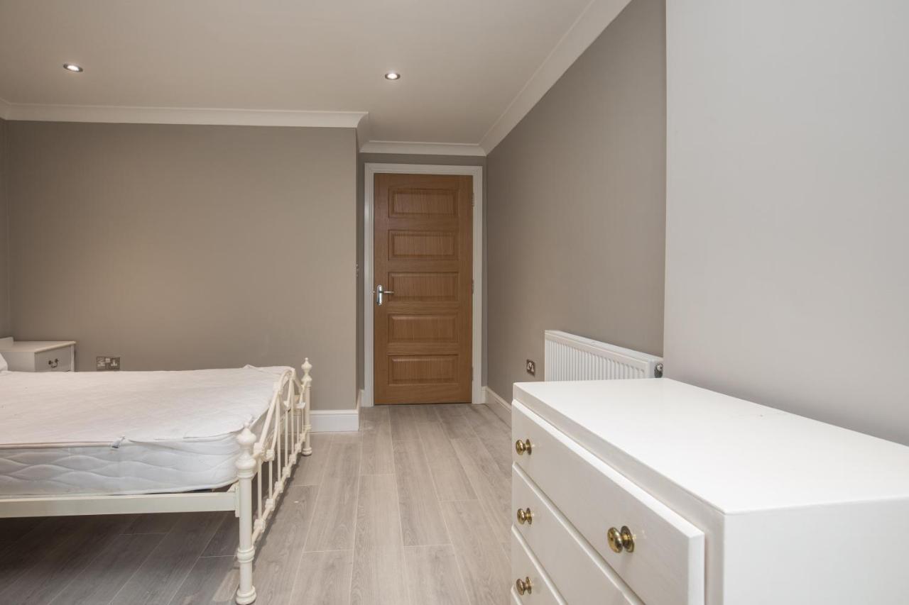 Riverside Central Kingston Flat 1B Surbiton Exteriör bild