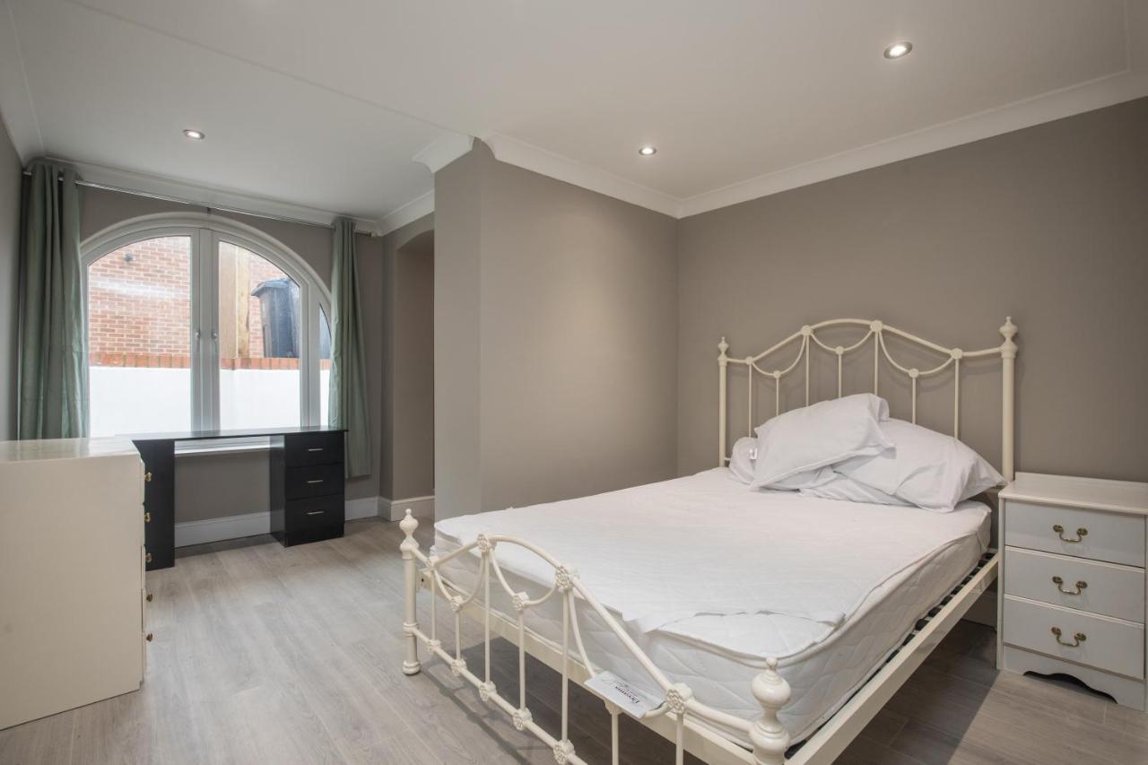 Riverside Central Kingston Flat 1B Surbiton Exteriör bild
