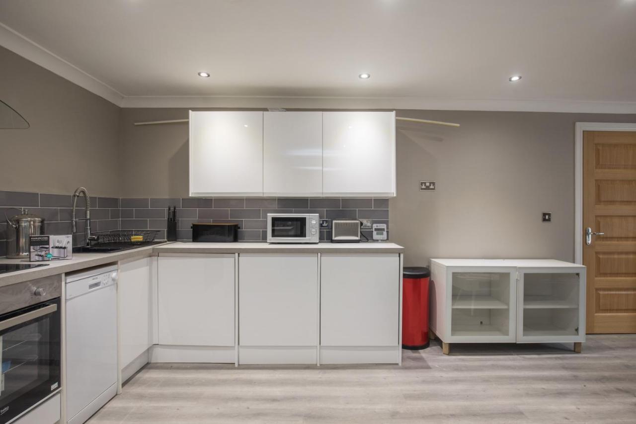 Riverside Central Kingston Flat 1B Surbiton Exteriör bild