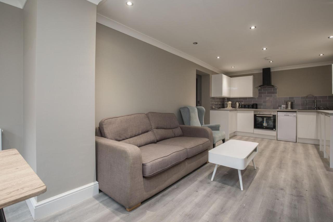 Riverside Central Kingston Flat 1B Surbiton Exteriör bild